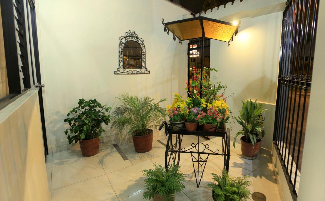 Manhattan Airport Hotel Lima