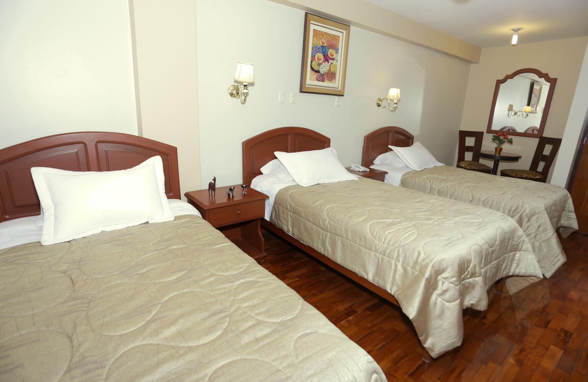 Hotel Manhattan Airport 3*